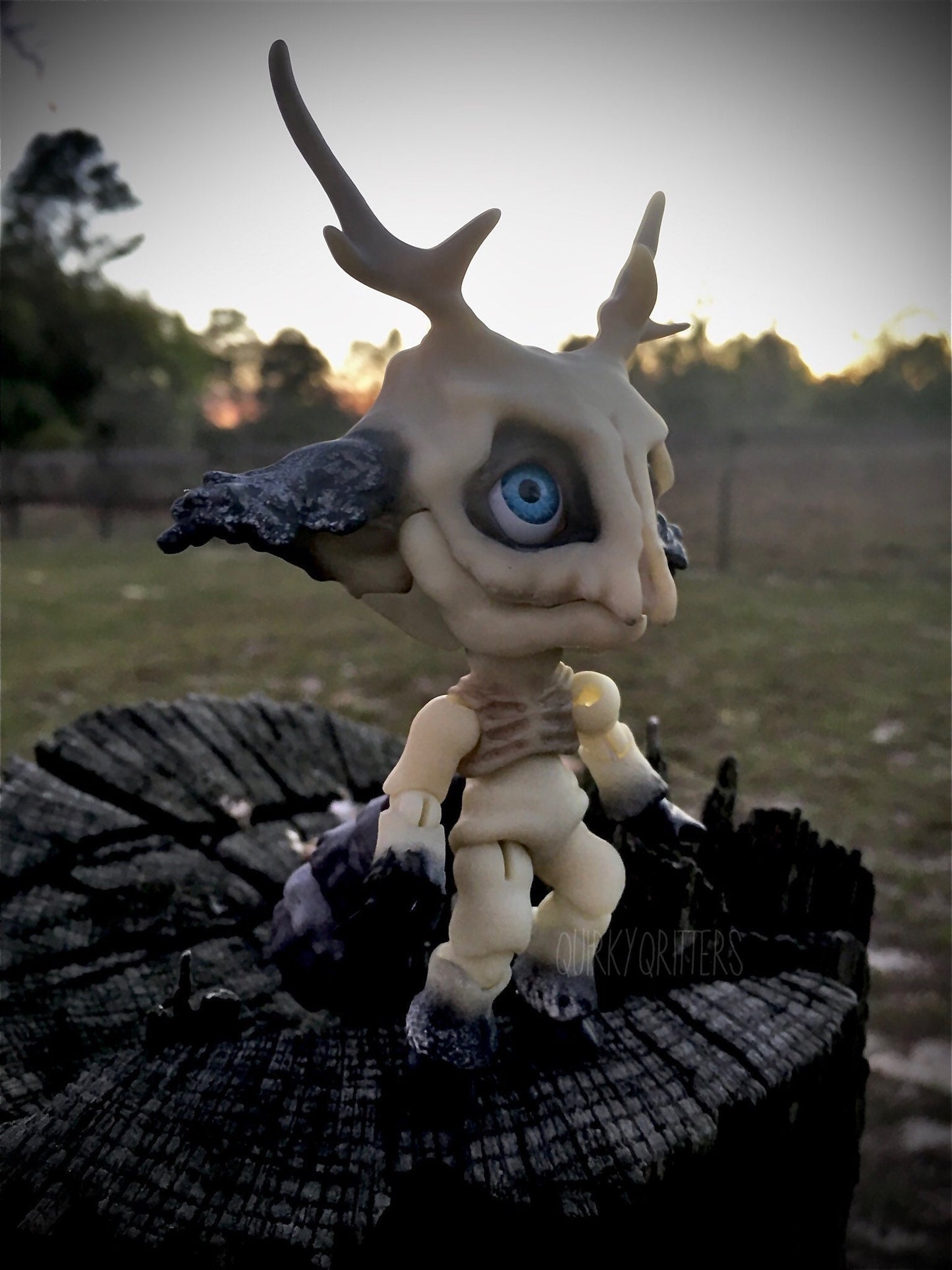Skullith: A Cute Cryptid Ball Joint Doll