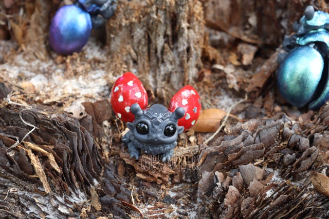 JuneBug: The Tiny Dragon Beetle Ball Joint Doll bjd