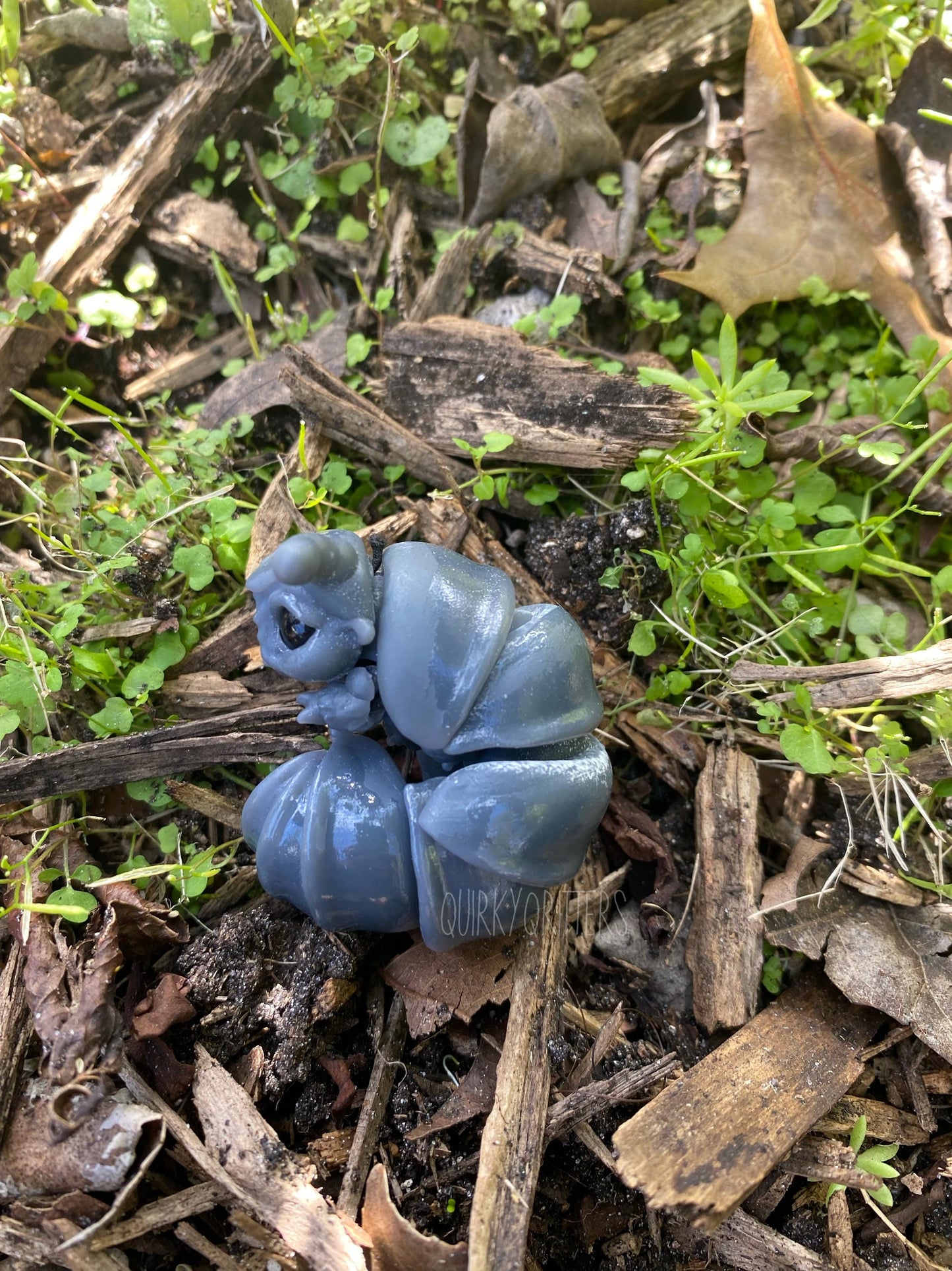 Pillbug Dragon: The Tiny Dragon Isopod Ball Joint Doll BJD