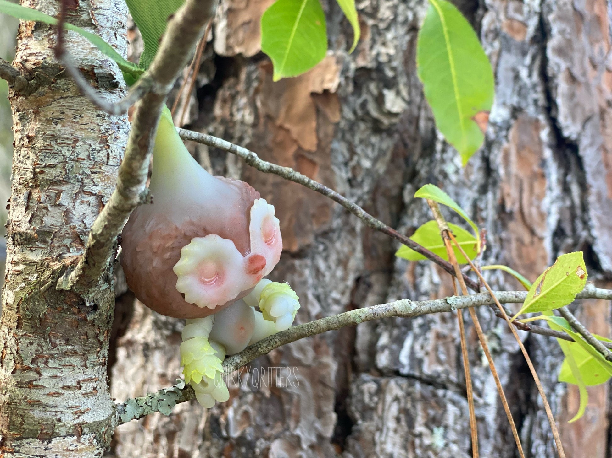 Sloth Sprouting Sprite: A Sloth-like Plant Spirit Micro Ball Joint Doll
