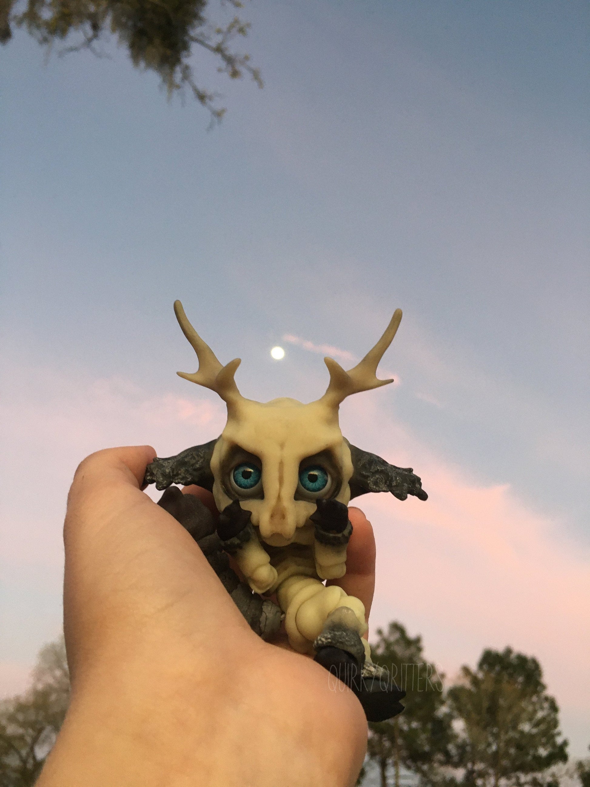 Skullith: A Cute Cryptid Ball Joint Doll